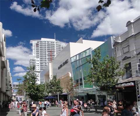 Highrise apartments for sale near inner Perth CBD